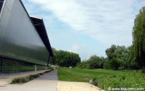Parc de la Seille à Metz les arenes 3