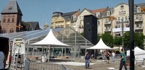 tente parvis gare metz arrivee tgv est 1